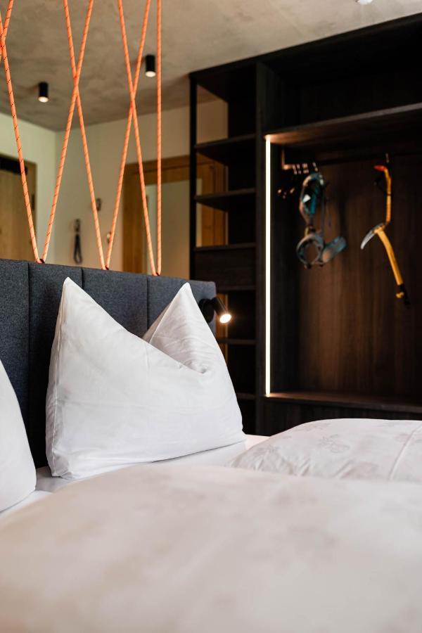 Double or Twin Room,1142559286:JPEG